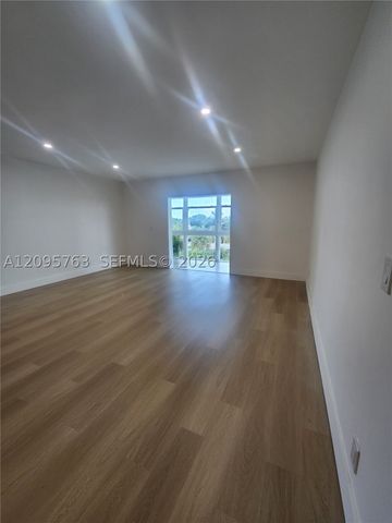 2061 NW 47th Ter 402, Lauderhill, FL 33313