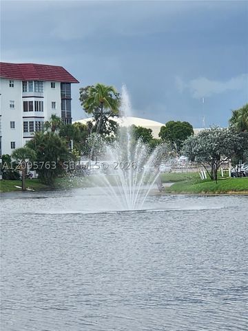 2061 NW 47th Ter 402, Lauderhill, FL 33313