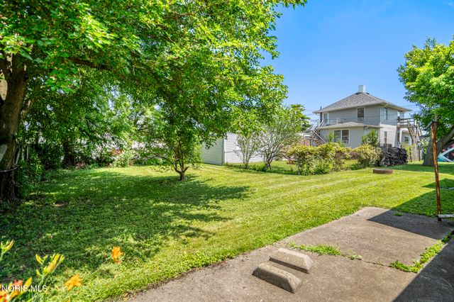 2737 109th Street, Toledo, OH 43611