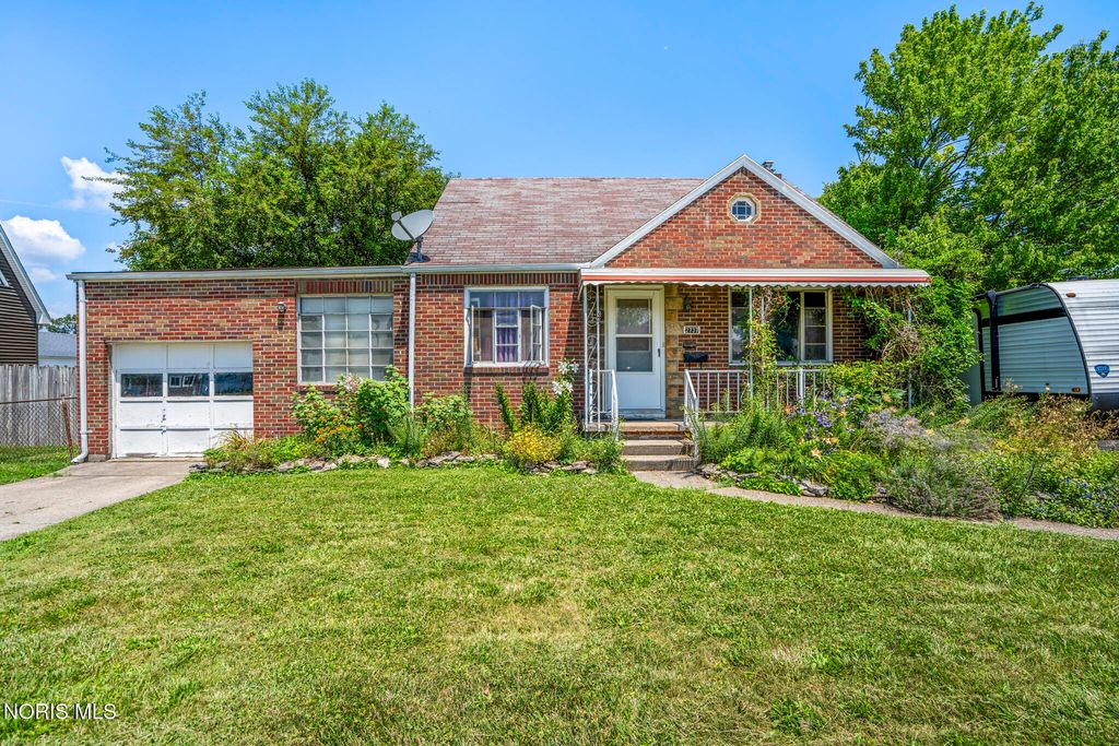 2737 109th Street, Toledo, OH 43611