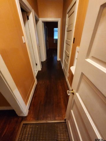 202 W Pine, Palestine, TX 75801