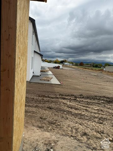 593 N 300 W, Smithfield, UT 84335