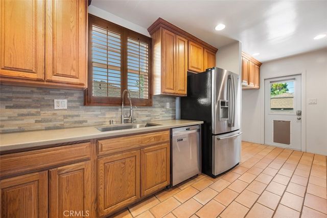 2903 N Lincoln, Burbank, CA 91504