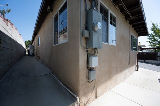 2903 N Lincoln, Burbank, CA 91504