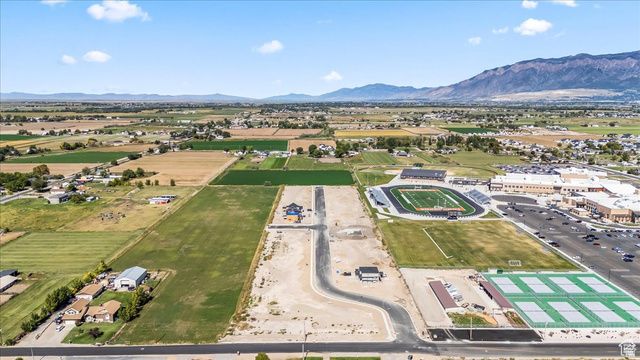 2071 S 4520 W, Taylor, UT 84401