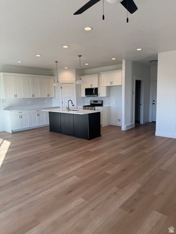 2071 S 4520 W, Taylor, UT 84401