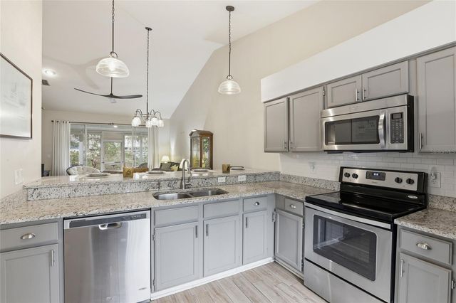 826 NW 125TH DRIVE, Newberry, FL 32669