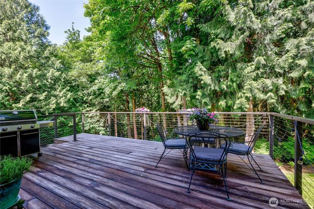 14555 Kingscross Circle NW, Silverdale, WA 98383