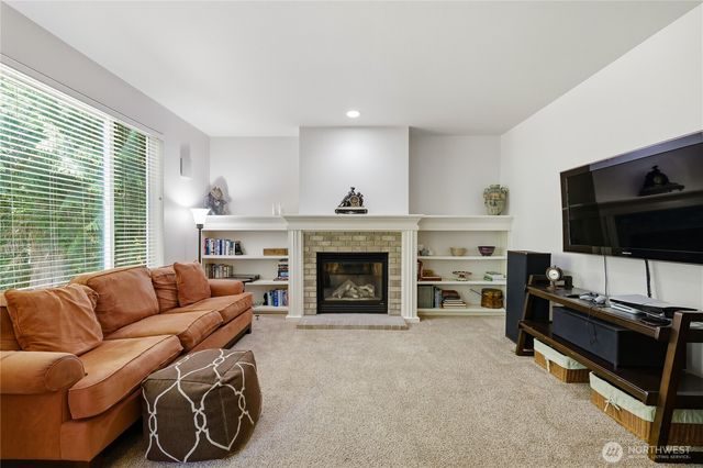 14555 Kingscross Circle NW, Silverdale, WA 98383