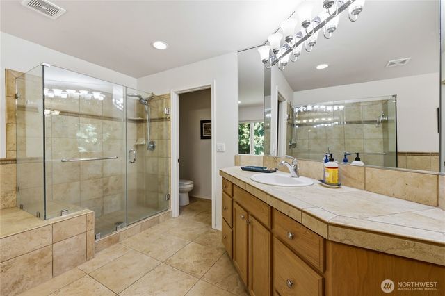 14555 Kingscross Circle NW, Silverdale, WA 98383