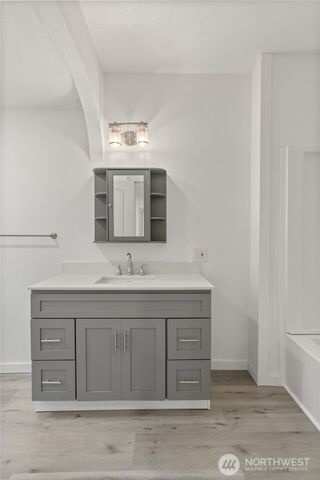 2420 Aberdeen Avenue, Hoquiam, WA 98550