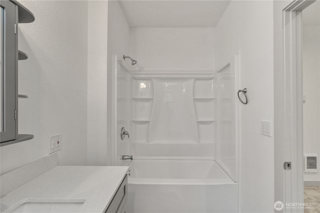 2420 Aberdeen Avenue, Hoquiam, WA 98550