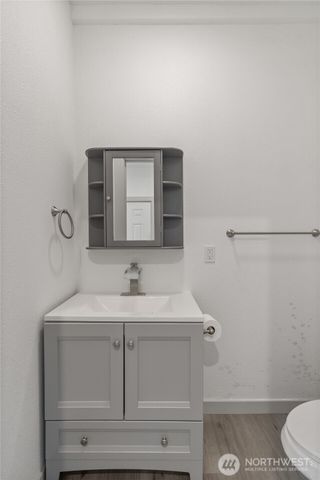 2420 Aberdeen Avenue, Hoquiam, WA 98550