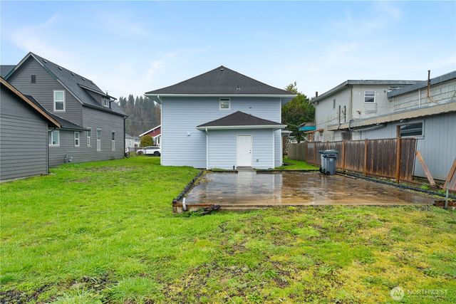 2420 Aberdeen Avenue, Hoquiam, WA 98550