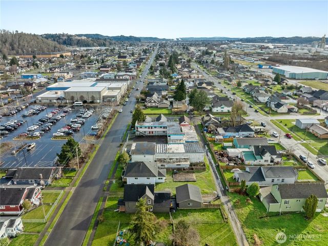 2420 Aberdeen Avenue, Hoquiam, WA 98550