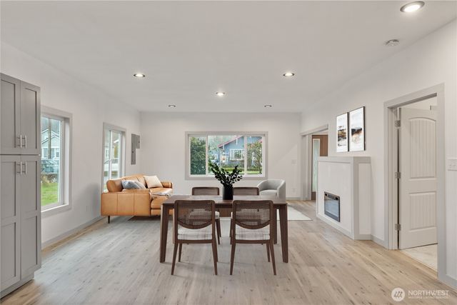 2420 Aberdeen Avenue, Hoquiam, WA 98550