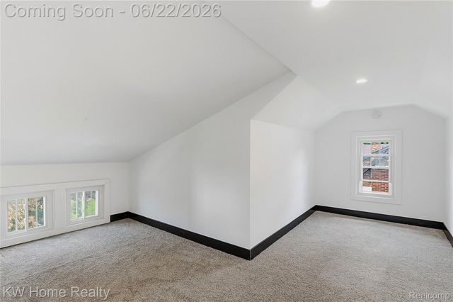15330 Lindsay Street, Detroit, MI 48227