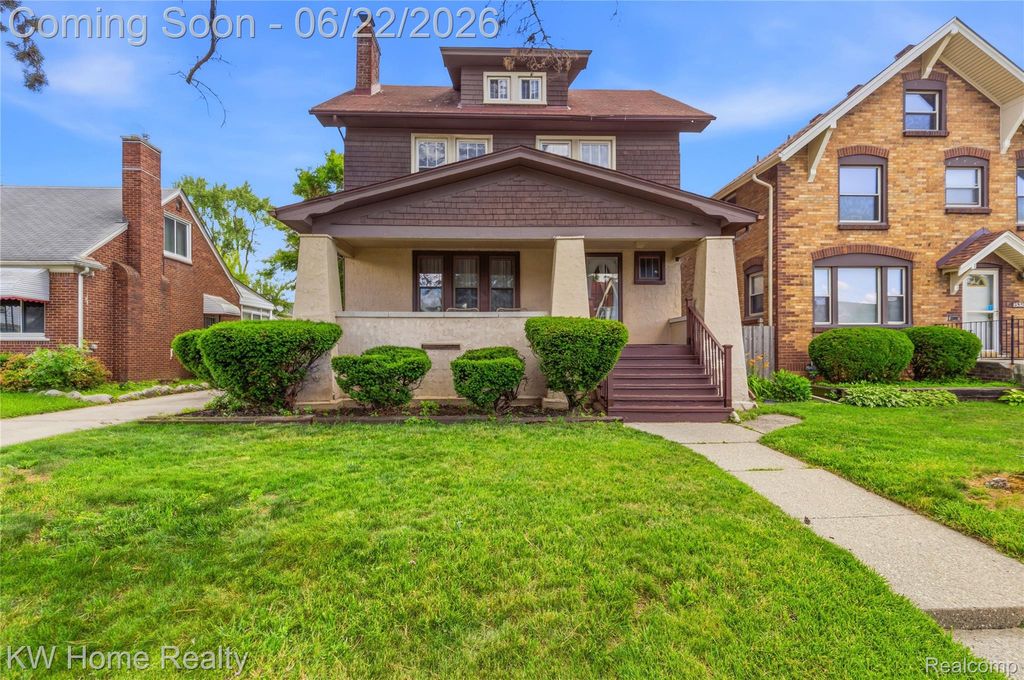 15330 Lindsay Street, Detroit, MI 48227