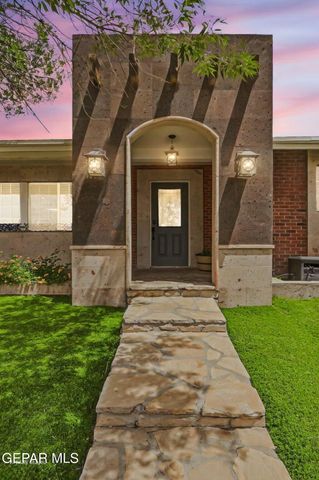 348 Coral Hills Road, El Paso, TX 79912