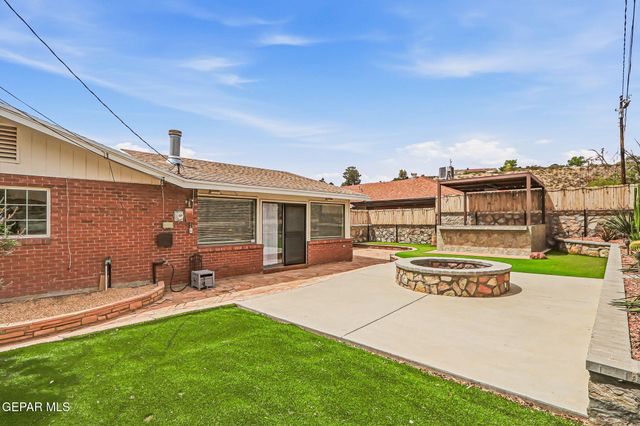 348 Coral Hills Road, El Paso, TX 79912