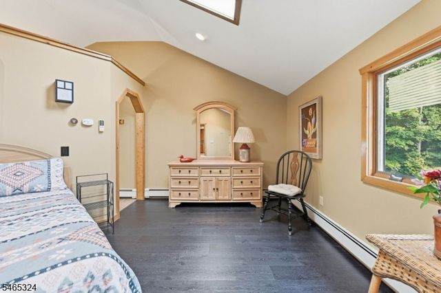 63 Manito Ave, Oakland Boro, NJ 07436