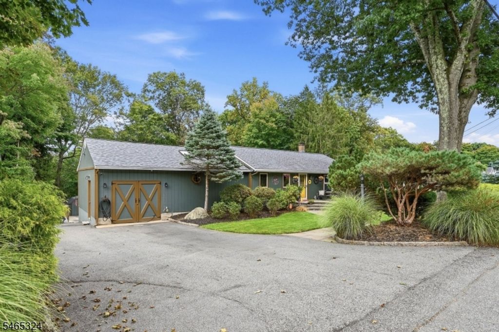 63 Manito Ave, Oakland Boro, NJ 07436 — photo 2