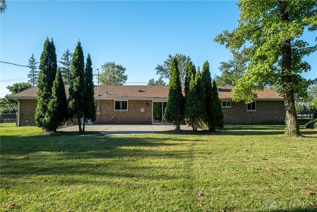 2886 Kemp Road, Beavercreek, OH 45431