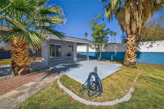 1605 5th Place, Las Vegas, NV 89104