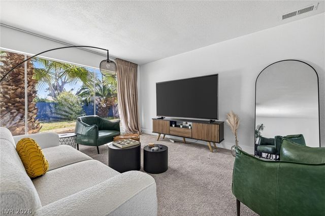 1605 5th Place, Las Vegas, NV 89104