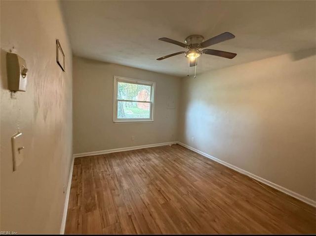 1404 Chapel St Apt 1, Norfolk, VA 23504