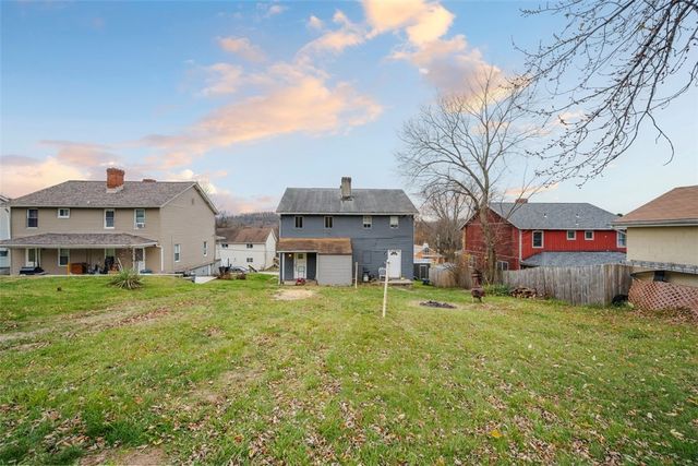 2921 Overhill St, South Park, PA 15129