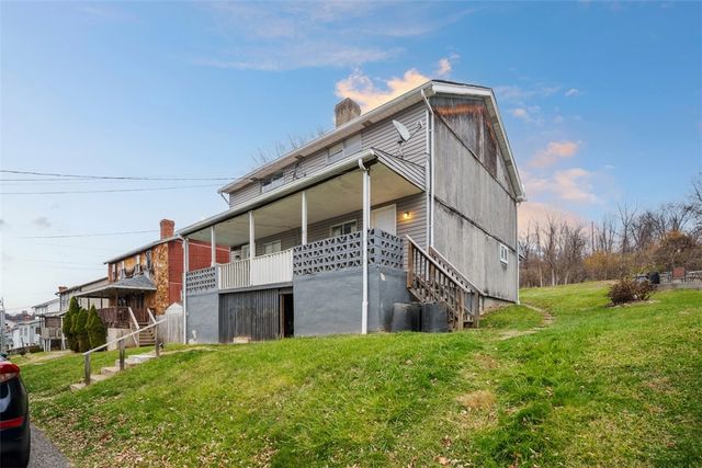 2921 Overhill St, South Park, PA 15129