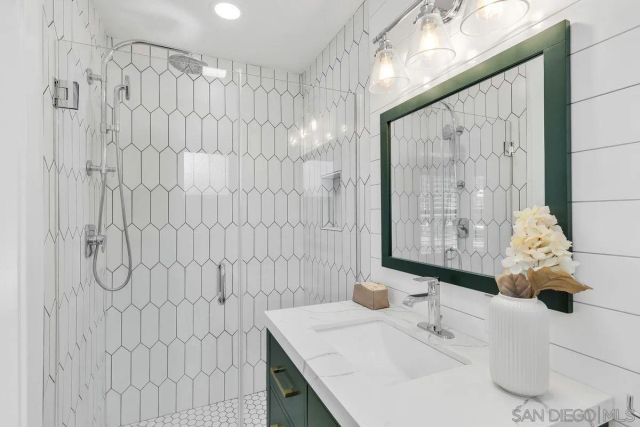 981 Cabrillo Avenue, Coronado, CA 92118