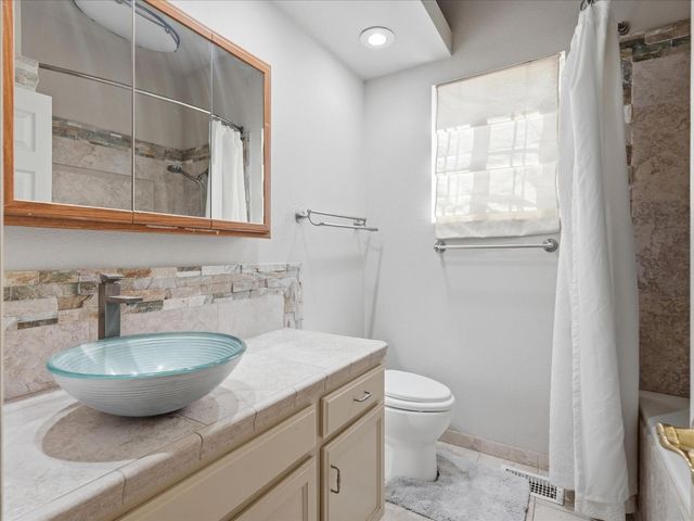 45858 Old Corral Rd, Coarsegold, CA 93614