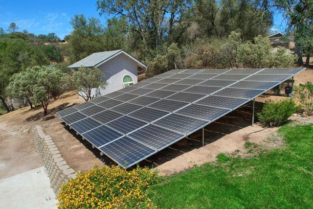 45858 Old Corral Rd, Coarsegold, CA 93614