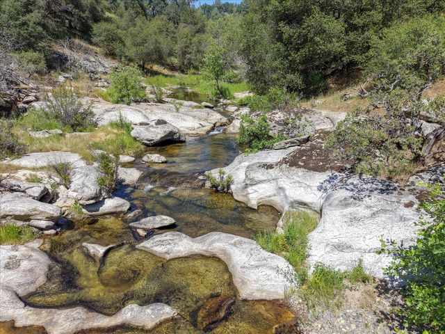 45858 Old Corral Rd, Coarsegold, CA 93614
