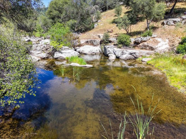 45858 Old Corral Rd, Coarsegold, CA 93614