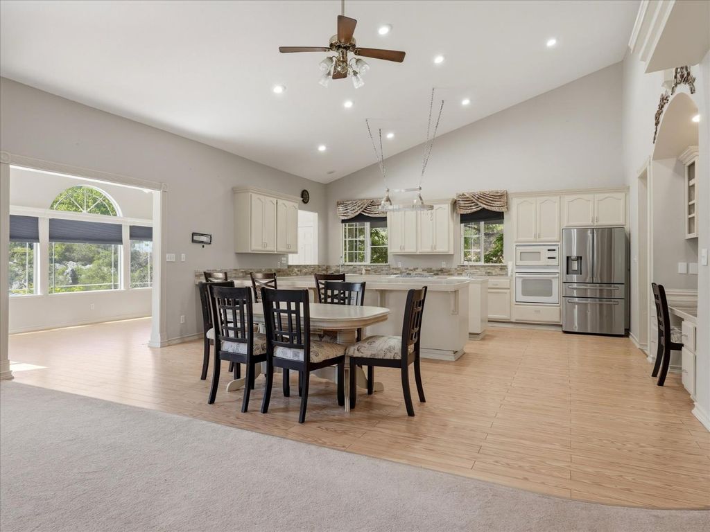 Image 21 of property listing at 45858 Old Corral Rd, Coarsegold, CA 93614