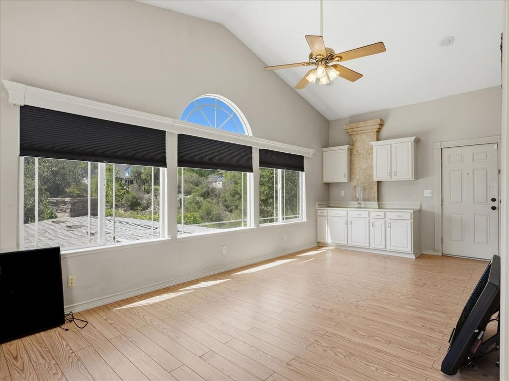 Image 29 of property listing at 45858 Old Corral Rd, Coarsegold, CA 93614