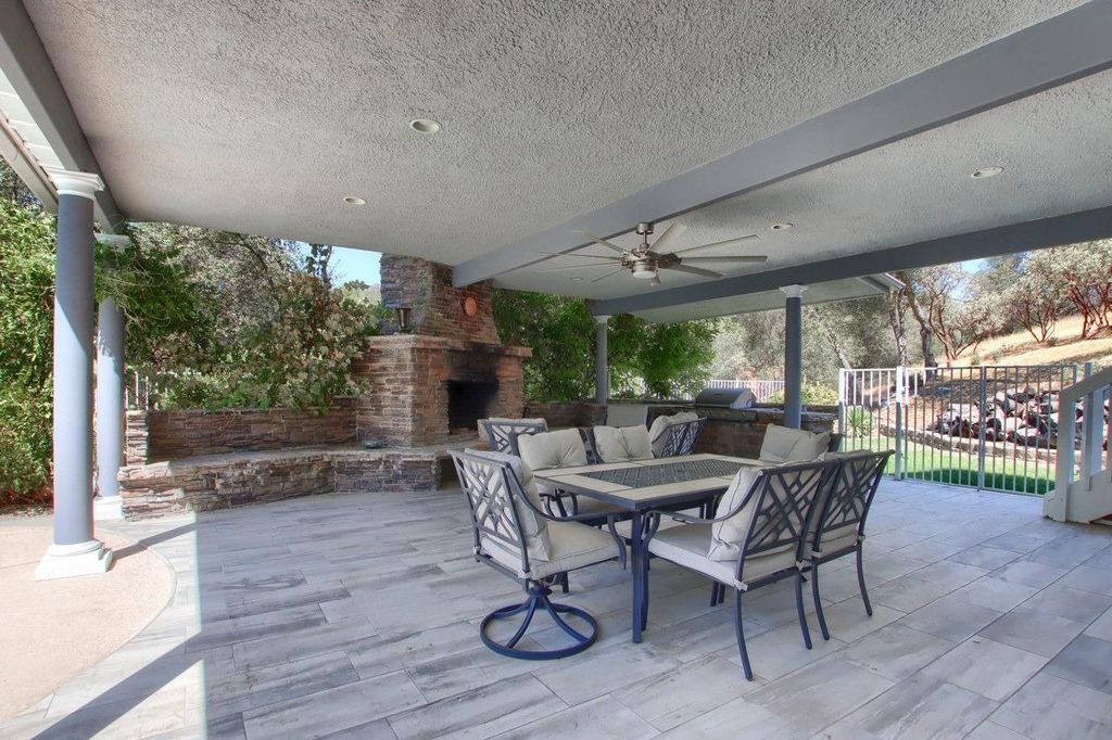 Image 60 of property listing at 45858 Old Corral Rd, Coarsegold, CA 93614