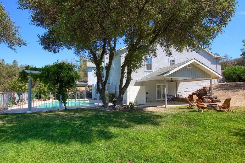 Image 66 of property listing at 45858 Old Corral Rd, Coarsegold, CA 93614