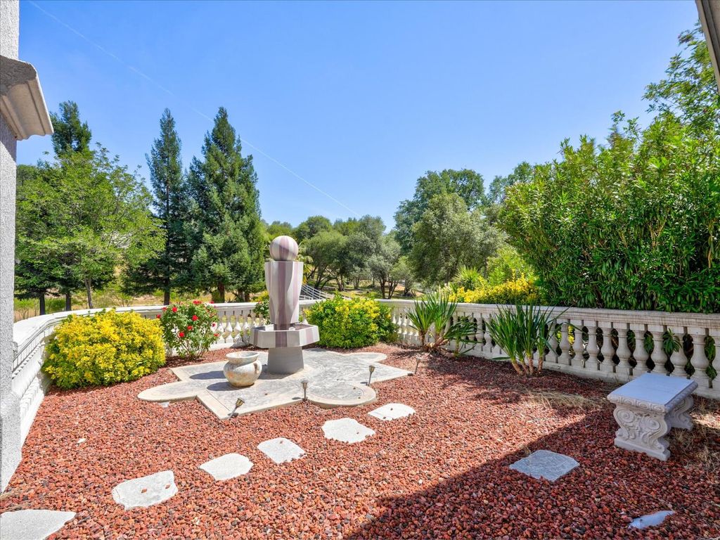 Image 70 of property listing at 45858 Old Corral Rd, Coarsegold, CA 93614