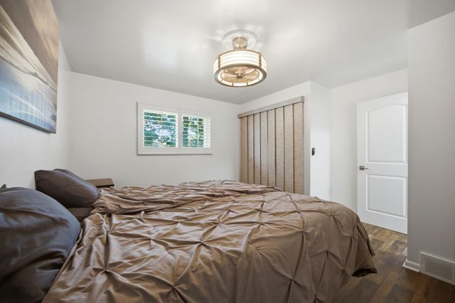 15162 S Thomas Court, Plainfield, IL 60544
