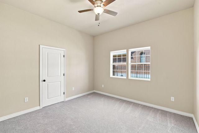 1906 Clearview Drive, Ennis, TX 75119