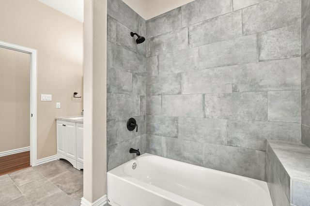 1906 Clearview Drive, Ennis, TX 75119