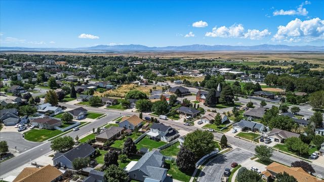 2517 S FREEDOM ST, Perry, UT 84302