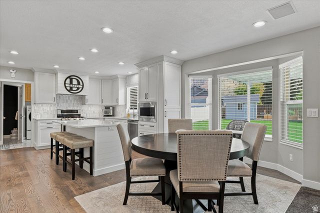 2517 S FREEDOM ST, Perry, UT 84302