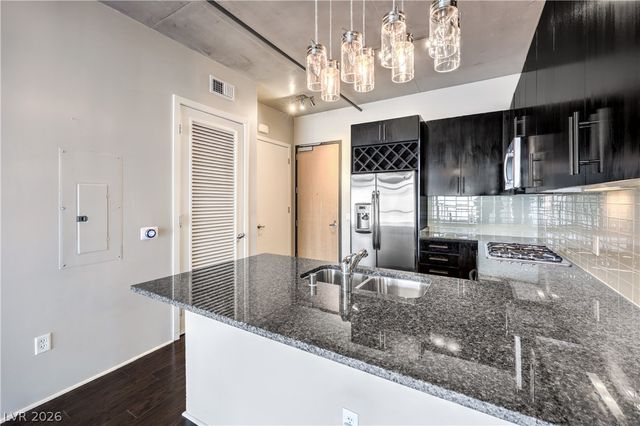 353 Bonneville Avenue 511, Las Vegas, NV 89101