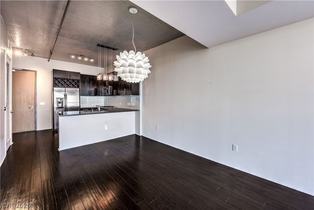 353 Bonneville Avenue 511, Las Vegas, NV 89101
