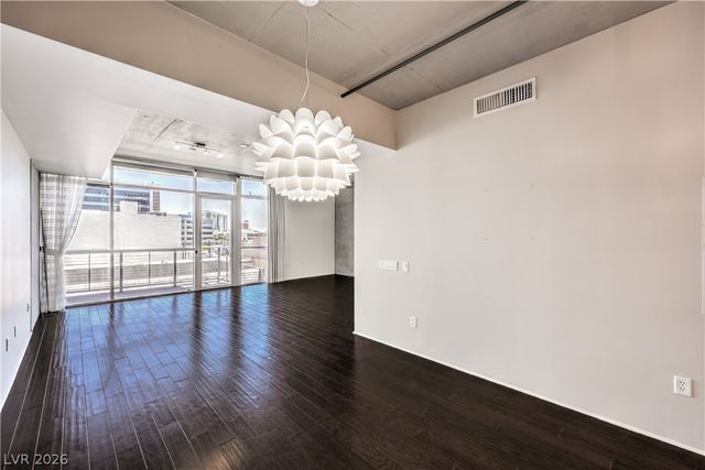 353 Bonneville Avenue 511, Las Vegas, NV 89101